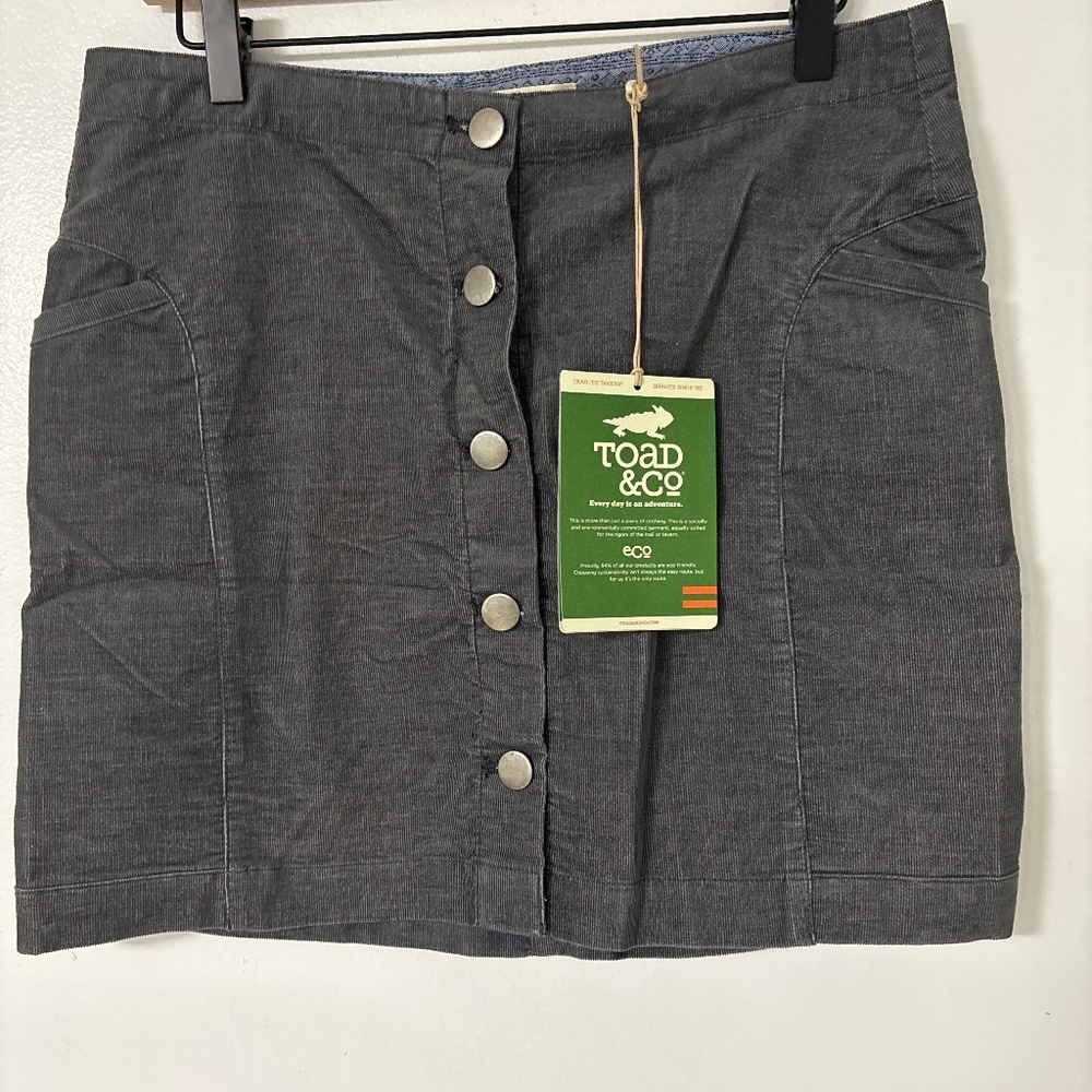 Women’s courtroom skirt - Picture 1 of 5